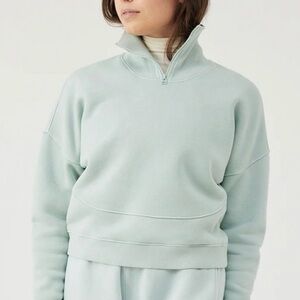 Outdoor Voices nimbus 1/4 zip pullover sweatshirt M